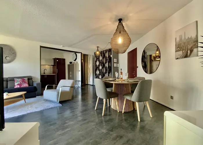L\' Antigone - Air Conditioning Wifi And Parking!